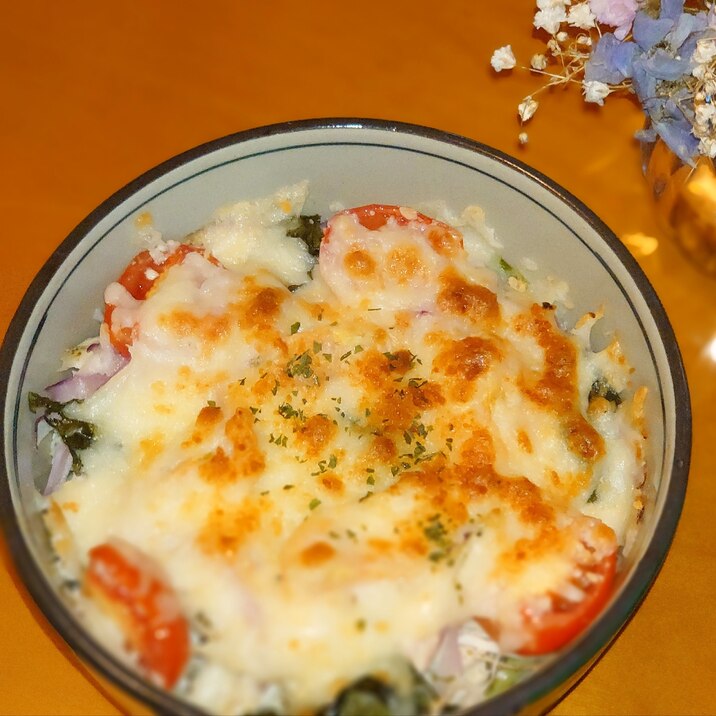 簡単ᕷ˖サラダチキンdeチーズ焼き丼ꕤ୭*